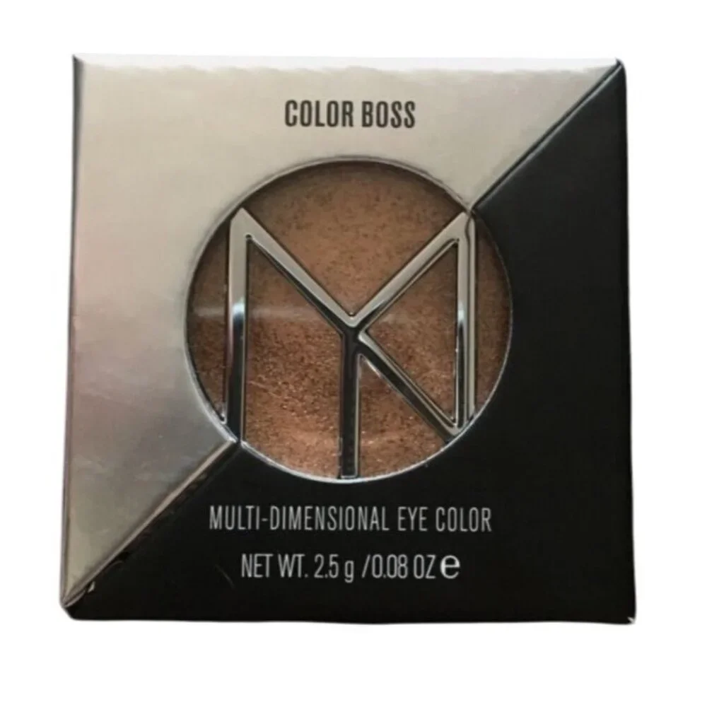 Il Makiage Color Boss Eyeshadow in Eyes on the Prize 958 Metallic Gold